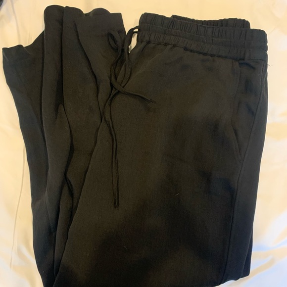 H&M Trousers - Picture 2 of 3